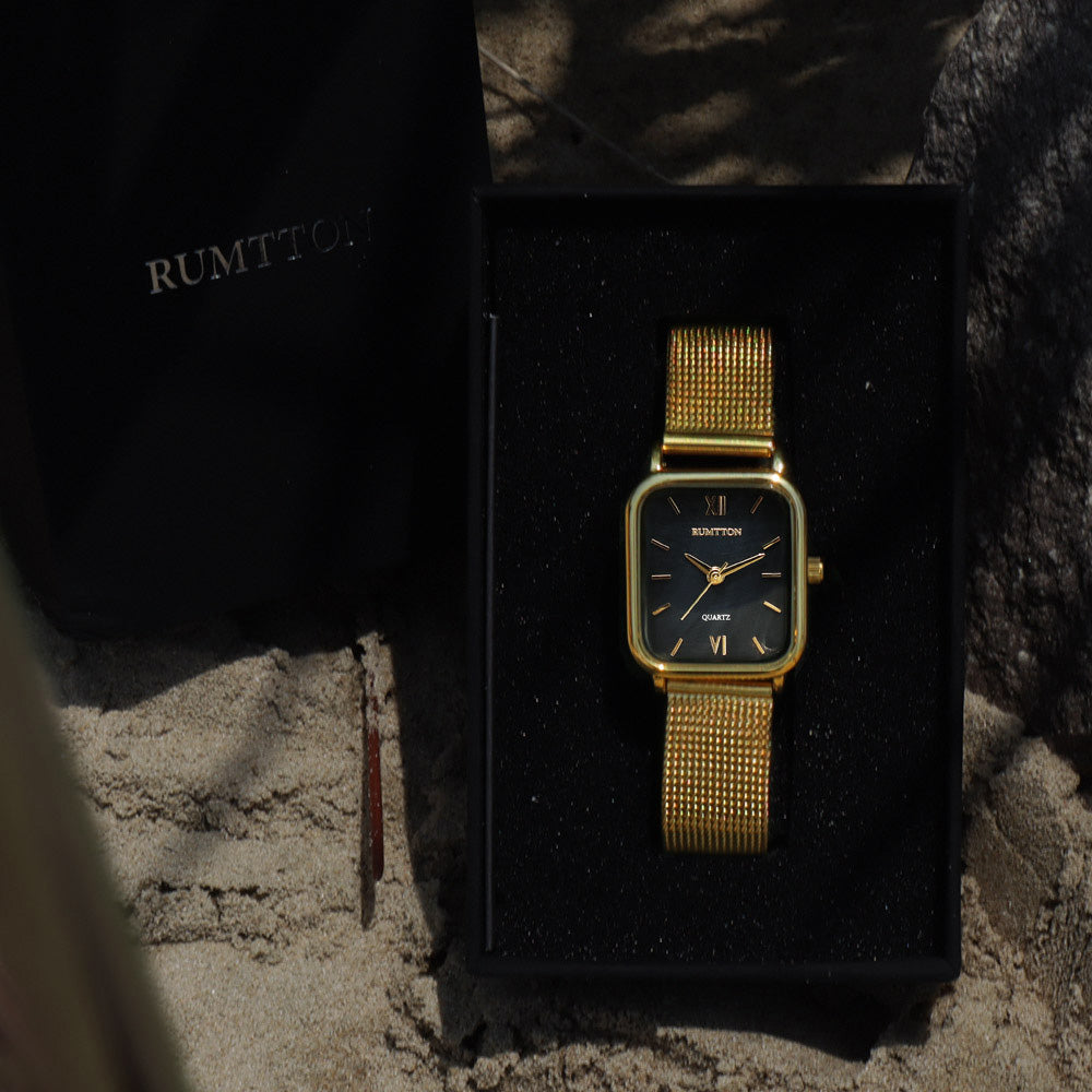 นาฬิกาข้อมือสายตาข่ายสำหรับผู้หญิง หอยมุกสีดำ Harbor Gold
